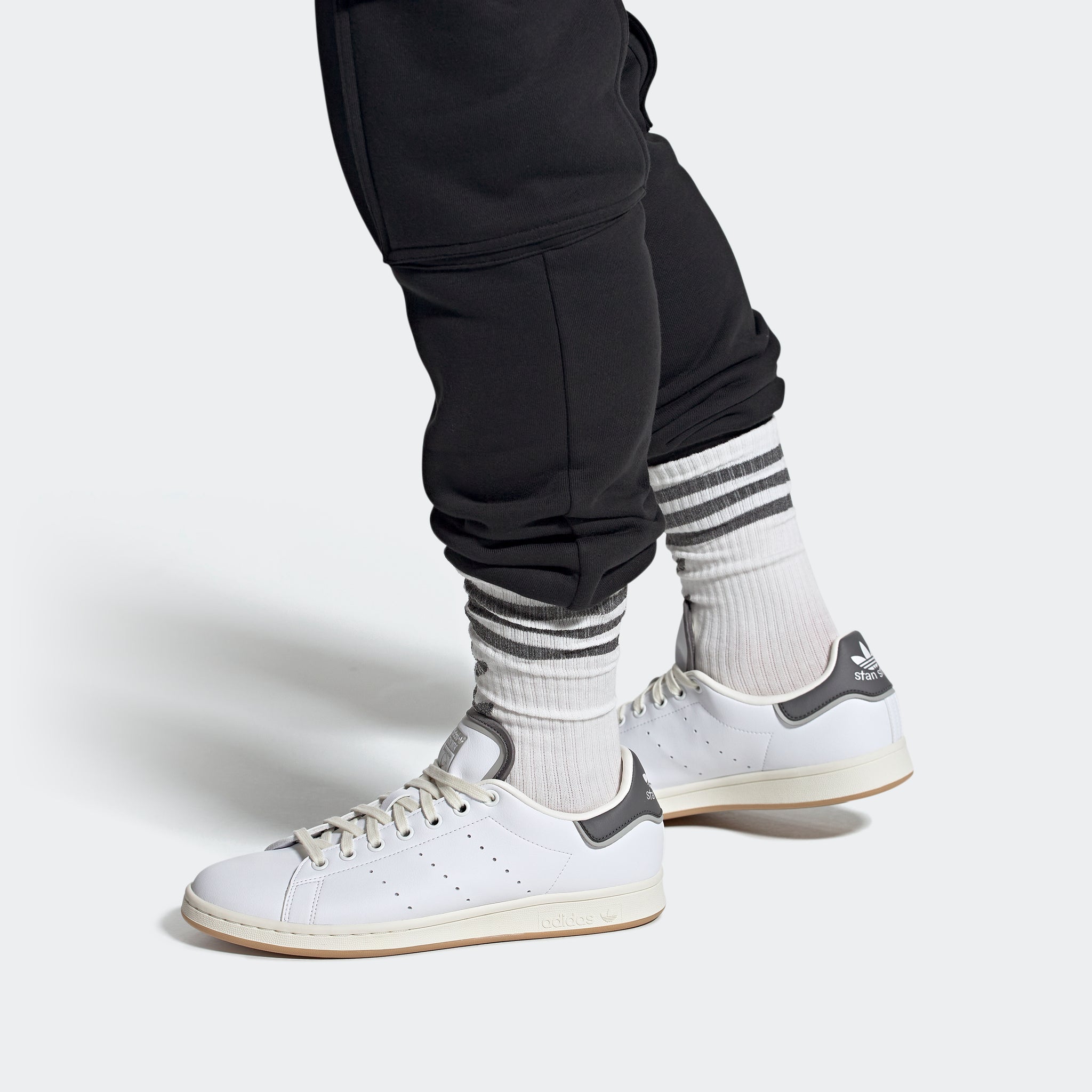 Adidas stan smith white grey gum hotsell