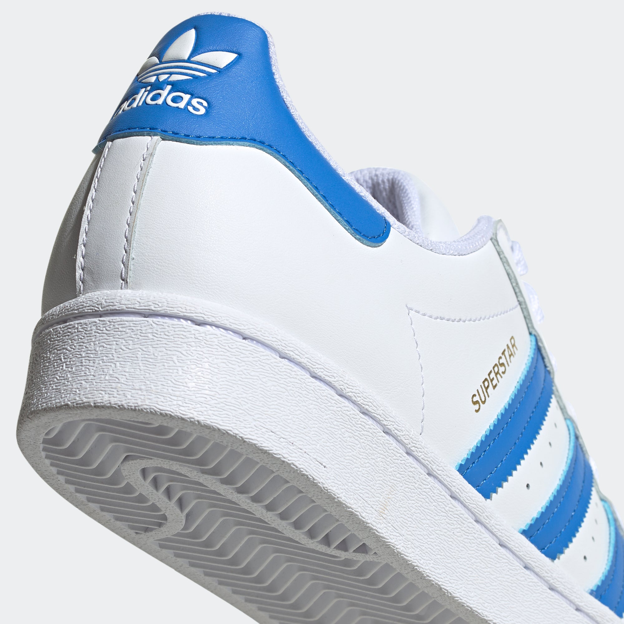 Jabeth Wilson Comercialización Nido adidas Superstar Shoes White Blue H68093 | Chicago City Sports
