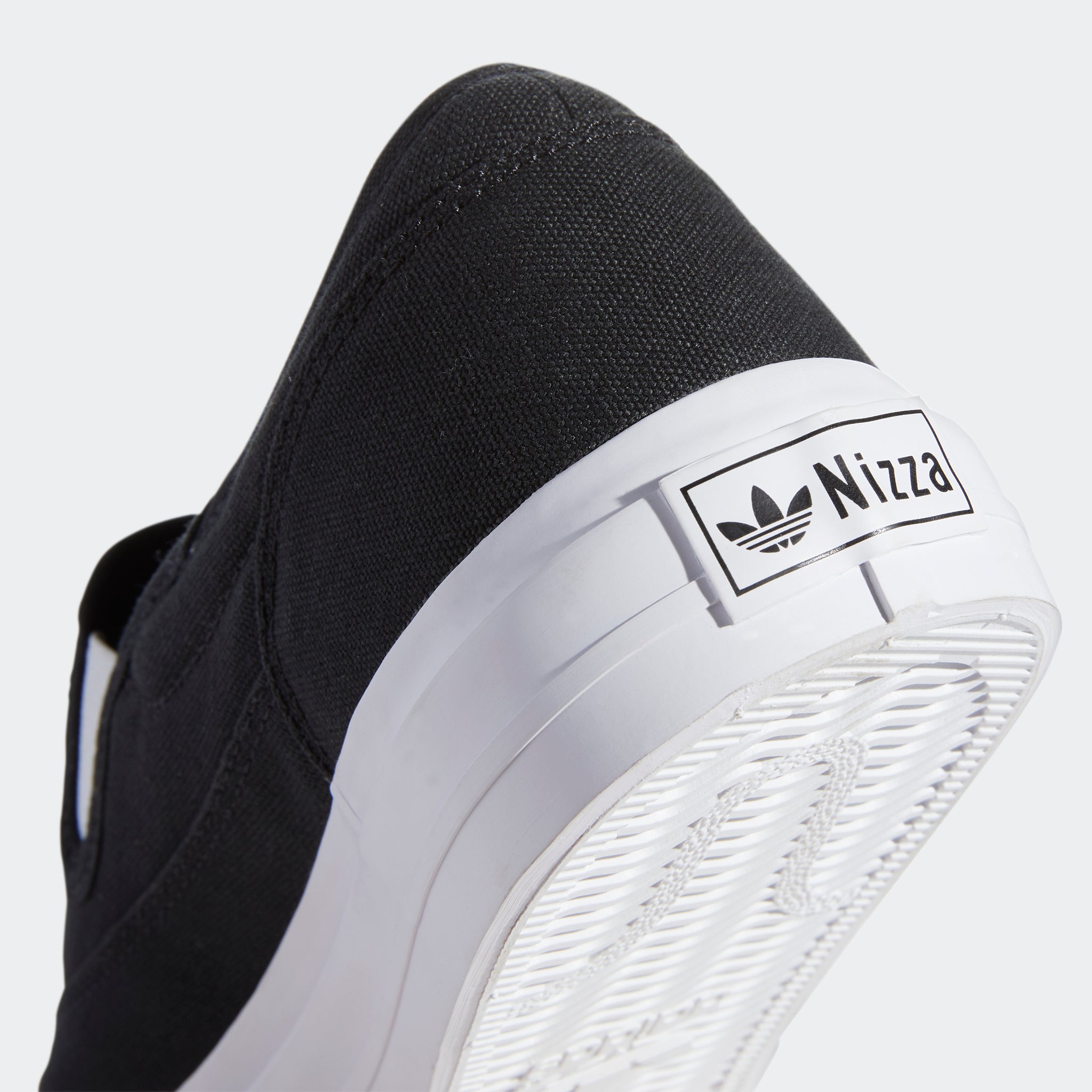Adidas slip on nizza hotsell