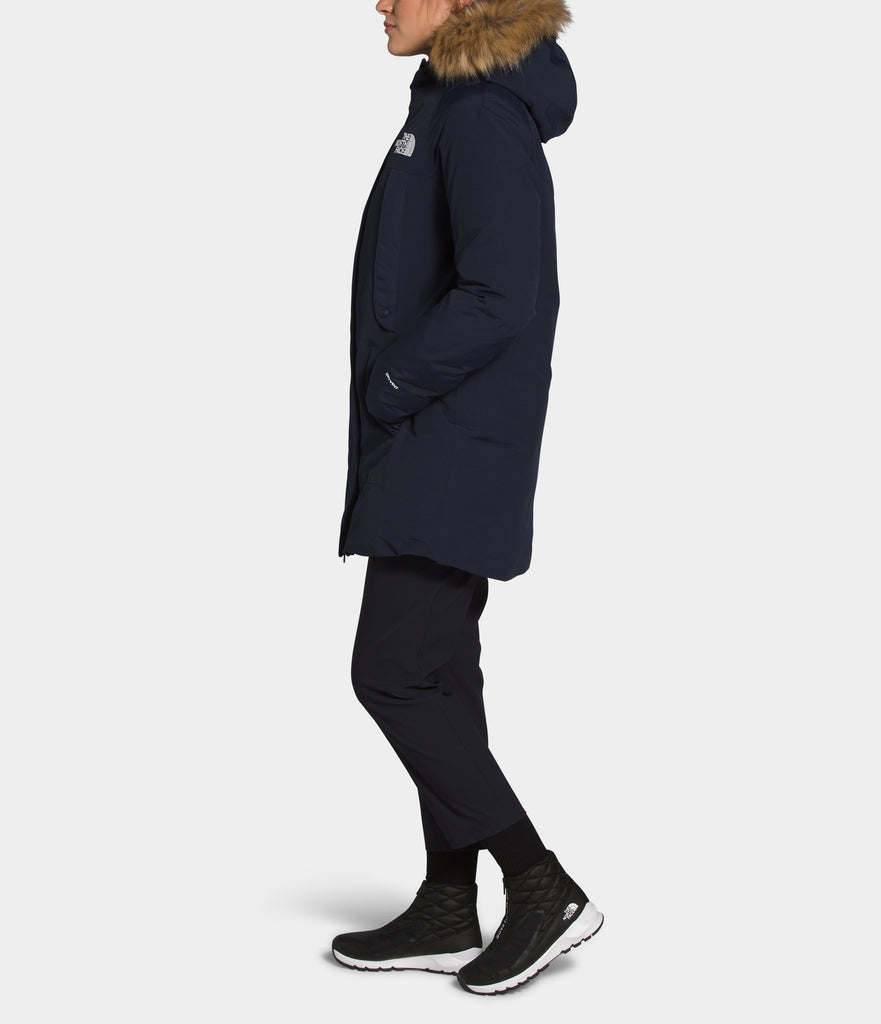 Women's The North Face New Outer Boroughs Parka Navy NF0A4R3JRG1 | Chicago City Sports | side view on model