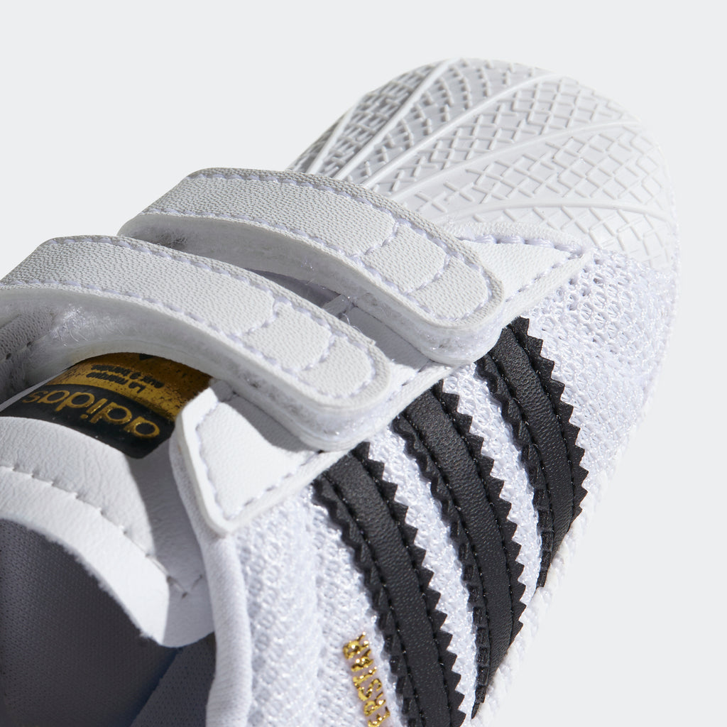 Toddler's adidas Originals Superstar Shoes White S79916 | Chicago City Sports | detailed toe area view