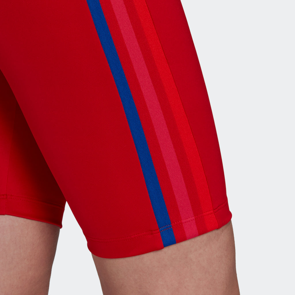 Women's adidas Originals Adicolor 3D Trefoil Biker Shorts Scarlet GD2323 | Chicago City Sports | 3-Stripes view