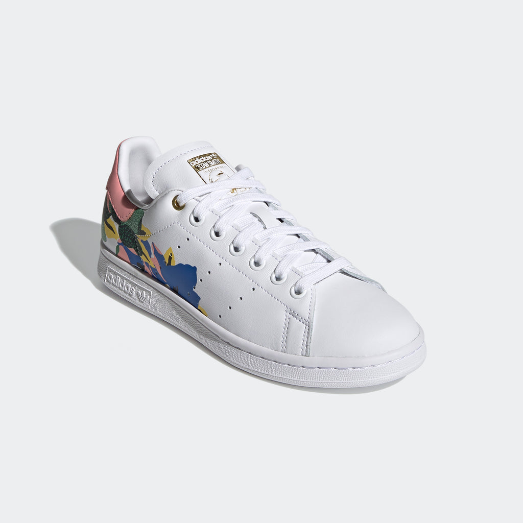 Women's adidas Originals Stan Smith Shoes HER Studio London FW2522 | Chicago City Sports | angled view