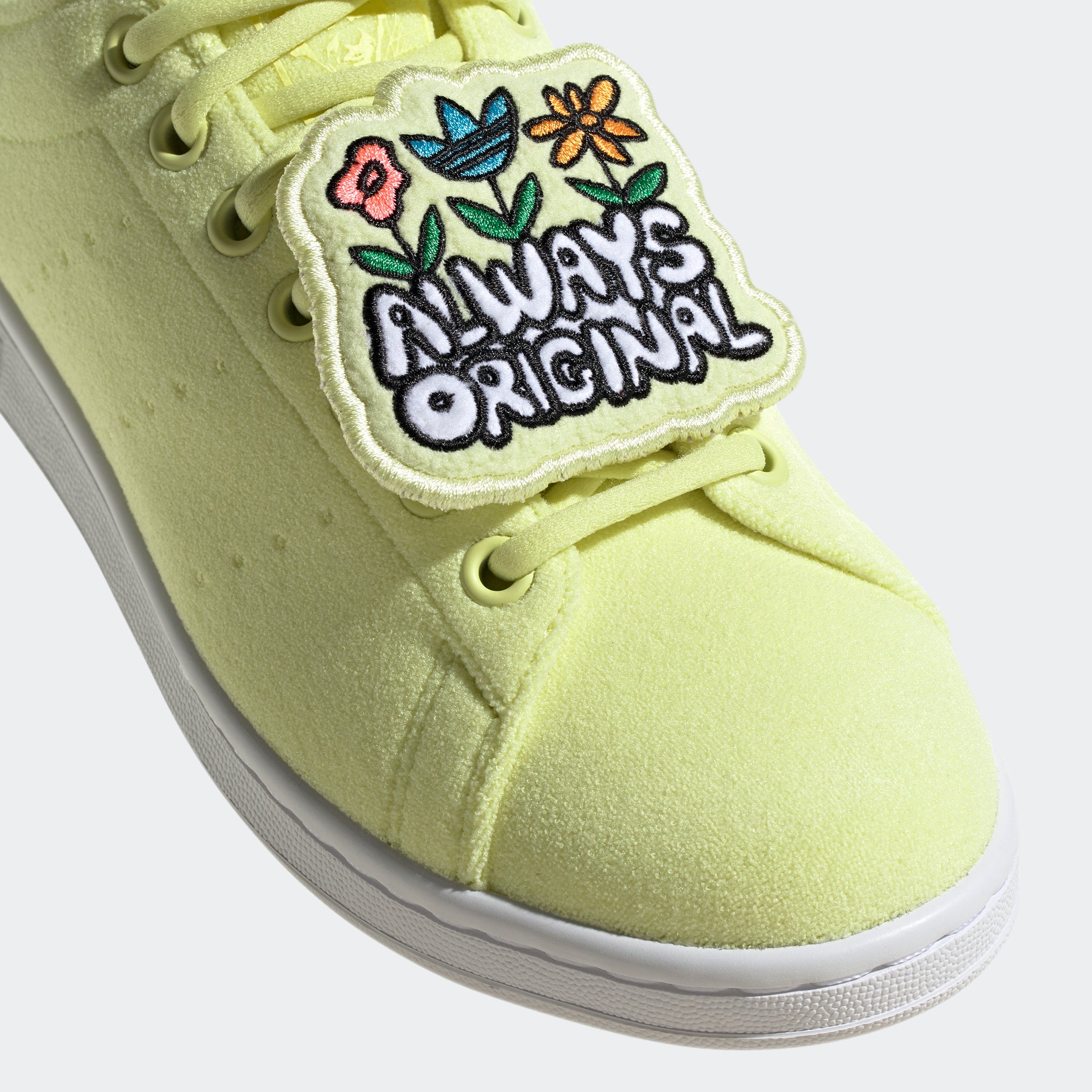 WMNS adidas Stan Smith Shoes Pulse Yellow GX8553 Chicago City Sports