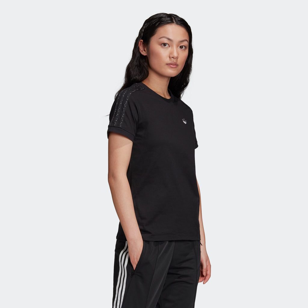 Women's adidas Originals Tee Black GC6789 | Chicago City Sports | angled view on model